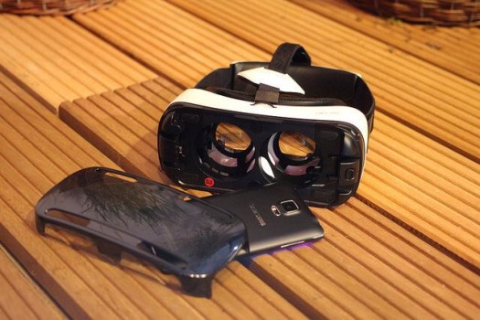 Samsung Galaxy S Edge & Samsung Galaxy S6 Expected To Support The Gear VR